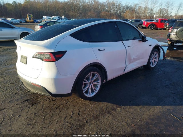 2022 TESLA MODEL Y 7SAYGDEE0NF393780 Photo 3