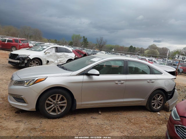 Продажа на аукционе авто 2015 Hyundai Sonata Se, vin: 5NPE24AFXFH011299, номер лота: 44543900