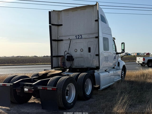 3HSDZAPR0JN422027 International Lt