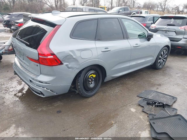 2024 VOLVO XC60 YV4L12RL8R1720850 Photo 3