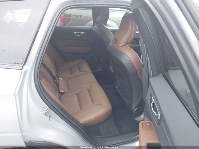 2024 VOLVO XC60 YV4L12RL8R1720850 Photo 7