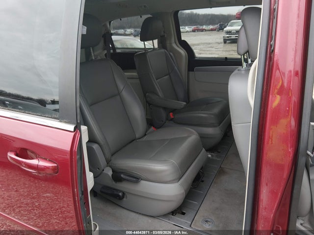 44543971 :رقم المزاد ، 2C4RVABGXCR355342 vin ، 2012 Volkswagen Routan Se مزاد بيع
