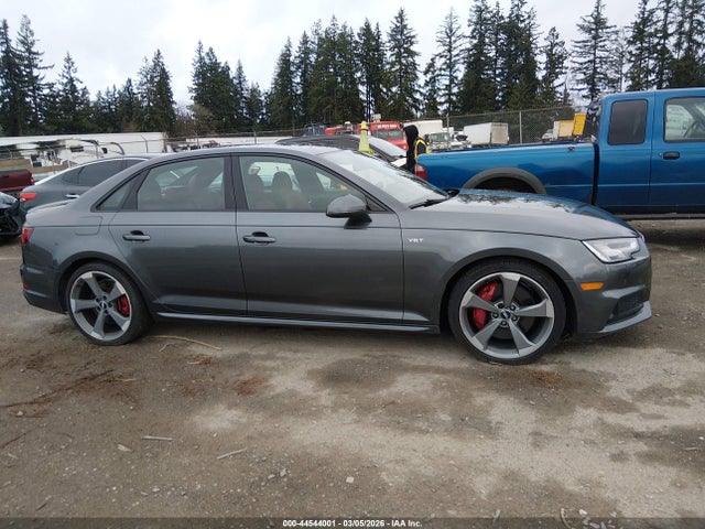 44544001 :رقم المزاد ، WAUB4AF46JA010697 vin ، 2018 Audi S4 3.0t Premium Plus مزاد بيع