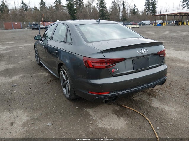 2018 AUDI S4 WAUB4AF46JA010697 Photo 2