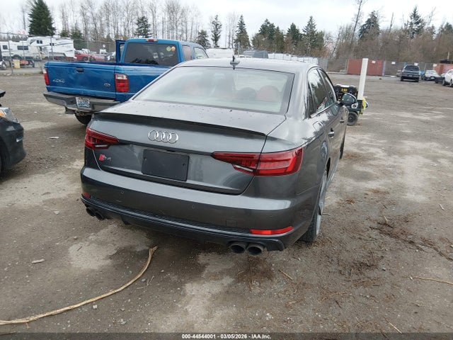2018 AUDI S4 WAUB4AF46JA010697 Photo 3