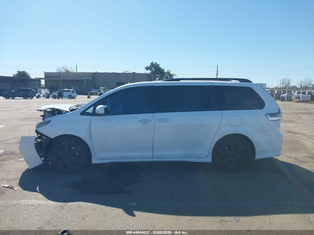 Toyota Sienna Se 8 Passenger 2017 5TDXZ3DC0HS774316 Image 14