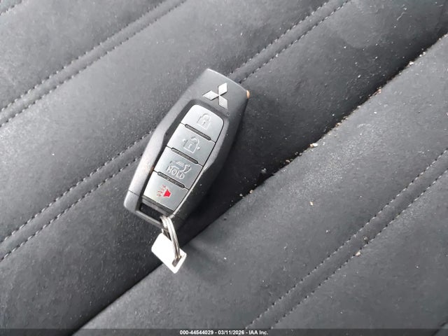 2022 MITSUBISHI OUTLANDER JA4J4UA80NZ087822 Photo 10