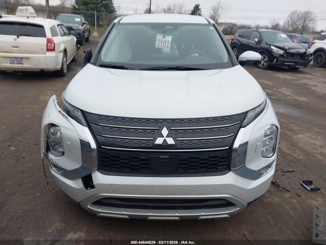 Продаж на аукціоні авто 2022 Mitsubishi Outlander Black Edition S-awc/se 2.5 S-awc/se Launch Edition S-awc, vin: JA4J4UA80NZ087822, номер лоту: 44544029