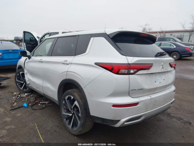 2022 MITSUBISHI OUTLANDER JA4J4UA80NZ087822 Photo 2