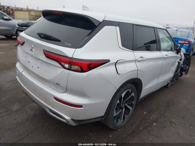 2022 MITSUBISHI OUTLANDER JA4J4UA80NZ087822 Photo 3