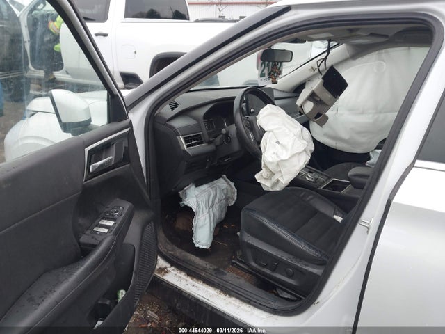 2022 MITSUBISHI OUTLANDER JA4J4UA80NZ087822 Photo 4