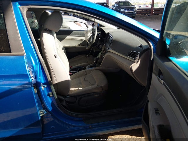 2017 Hyundai Elantra Se მანქანა იყიდება აუქციონზე, vin: KMHD84LF7HU072833, აუქციონის ნომერი: 44544043