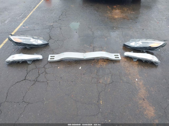 1G1ZB5ST1LF087276 Chevrolet Malibu Fwd Ls