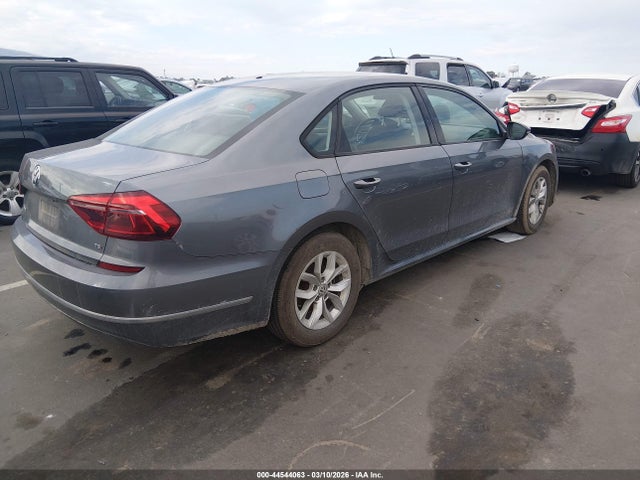 Продажа на аукционе авто 2018 Volkswagen Passat 2.0t R-line/2.0t S, vin: 1VWAA7A37JC029902, номер лота: 44544063