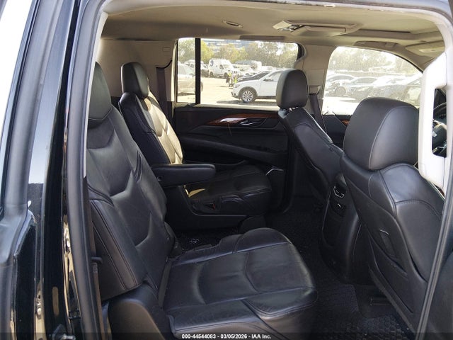 Продажа на аукционе авто 2015 Cadillac Escalade Esv Premium, vin: 1GYS4TKJ7FR534602, номер лота: 44544083