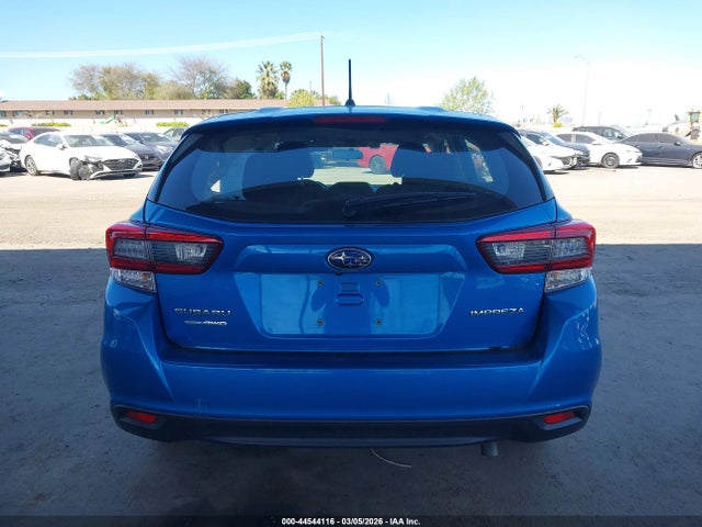 44544116 :رقم المزاد ، 4S3GTAB65N3721756 vin ، 2022 Subaru Impreza Base 5-door مزاد بيع