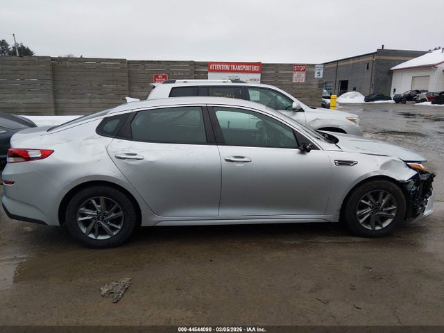 5XXGT4L39KG296687 KIA Optima Lx