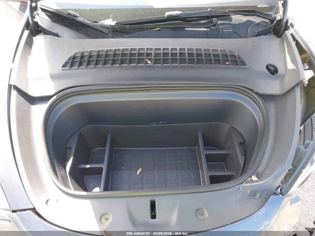 7SAYGDEE9PA198096 Tesla Model Y
