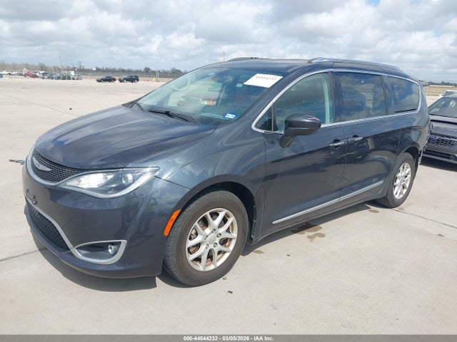 Продажа на аукционе авто 2020 Chrysler Pacifica Touring L, vin: 2C4RC1BG8LR268710, номер лота: 44544232