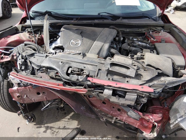 2018 MAZDA MAZDA3 3MZBN1U75JM199310 Photo 9