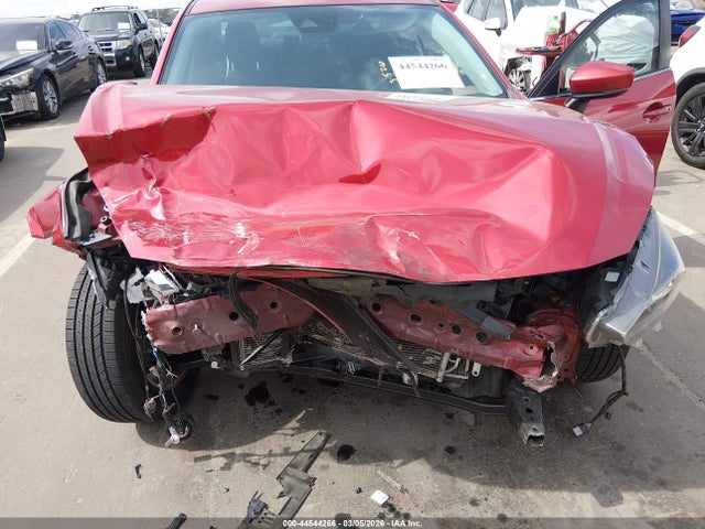 2018 MAZDA MAZDA3 3MZBN1U75JM199310 Photo 5