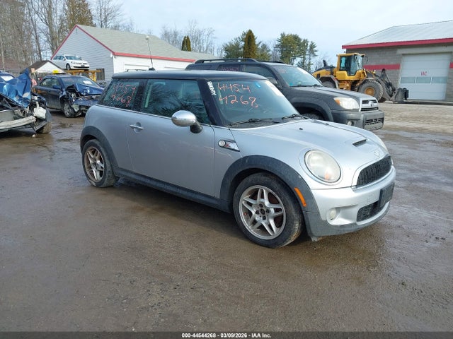 2008 MINI COOPER S WMWMF73578TV33020 Photo 0