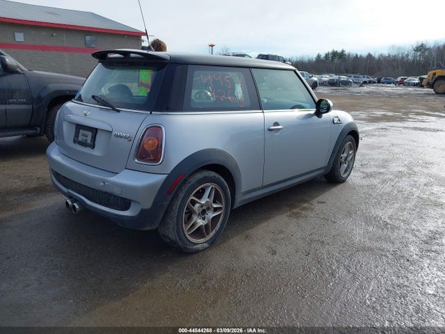 2008 MINI COOPER S WMWMF73578TV33020 Photo 3