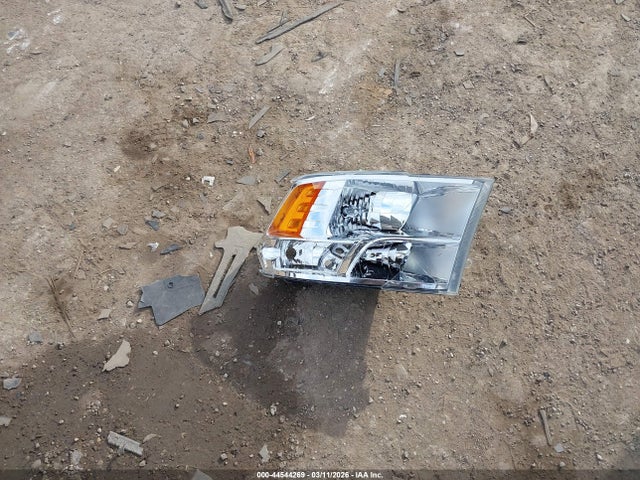 44544269 :رقم المزاد ، 3C6TR5DT7FG645471 vin ، 2015 Ram 2500 Slt مزاد بيع