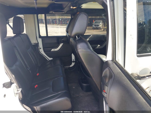 2014 Jeep Wrangler Unlimited Sahara მანქანა იყიდება აუქციონზე, vin: 1C4BJWEG6EL324123, აუქციონის ნომერი: 44544344