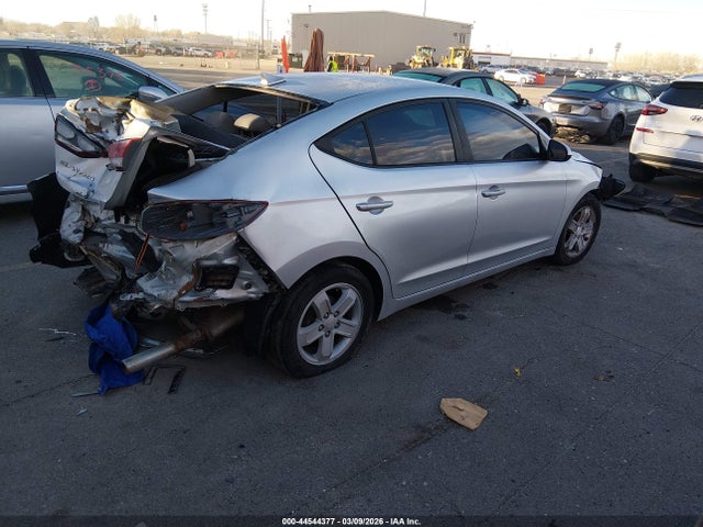 5NPD84LF0HH030275 Hyundai ELANTRA SE