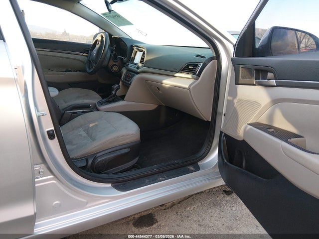5NPD84LF0HH030275 Hyundai ELANTRA SE