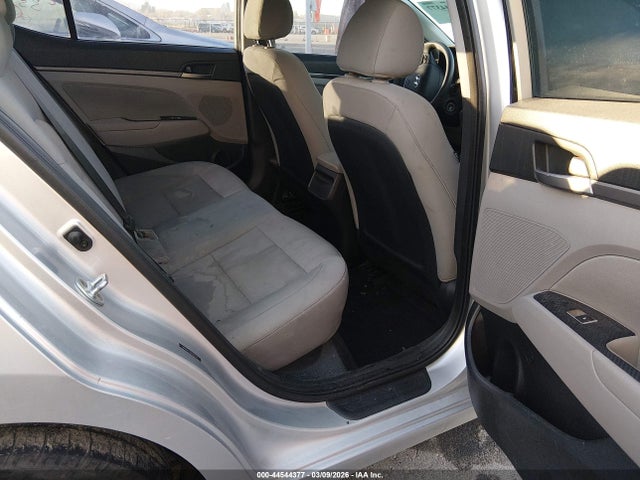 5NPD84LF0HH030275 Hyundai ELANTRA SE