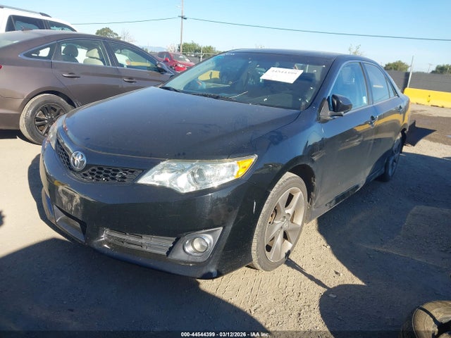 4T1BF1FK3EU762045 Toyota Camry Se Sport