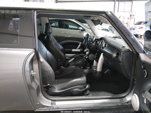 2003 MINI COOPER S WMWRE33413TD65847 Photo 4