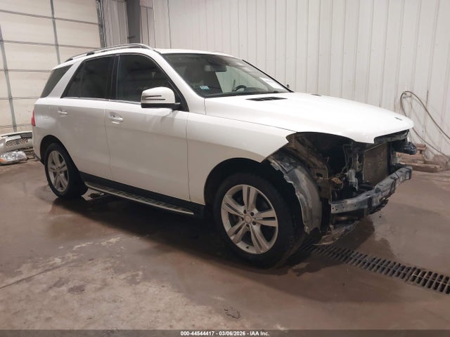 2015 MERCEDES-BENZ ML 350 4JGDA5HB4FA590946