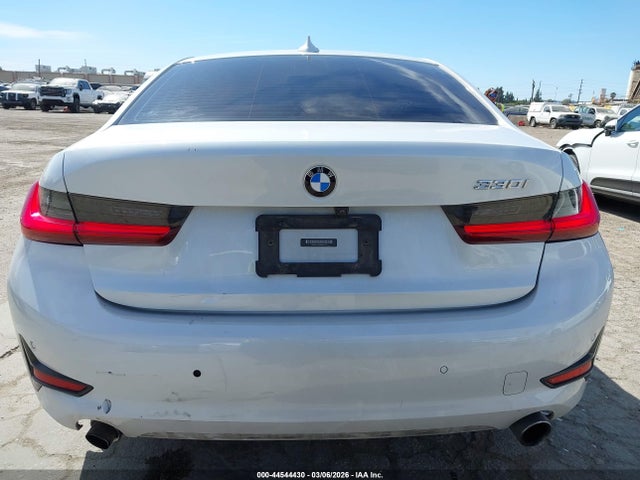 44544430 :رقم المزاد ، 3MW5R1J09M8B95797 vin ، 2021 Bmw 330i مزاد بيع