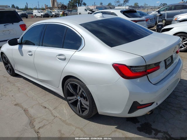 44544430 :رقم المزاد ، 3MW5R1J09M8B95797 vin ، 2021 Bmw 330i مزاد بيع
