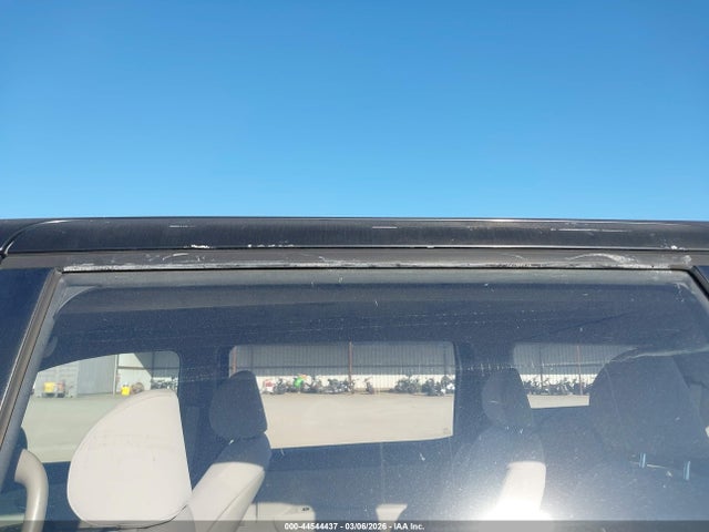 KIA Sedona L 2018 KNDMA5C10J6409145 Image 6