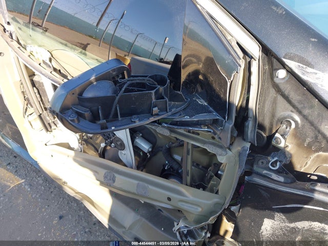 Chevrolet VOLT LT 2018 1G1RC6S5XJU112320 Image 18