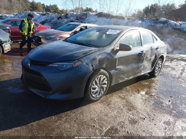 Toyota COROLLA LE 2019 2T1BURHE0KC165881 Image 2