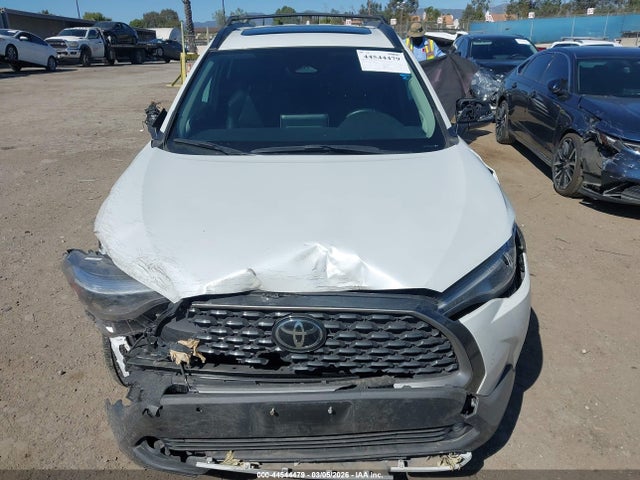 Toyota Corolla Cross Xle 2023 7MUDAAAG2PV058141 Image 12