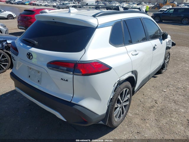 Toyota Corolla Cross Xle 2023 7MUDAAAG2PV058141 Image 4