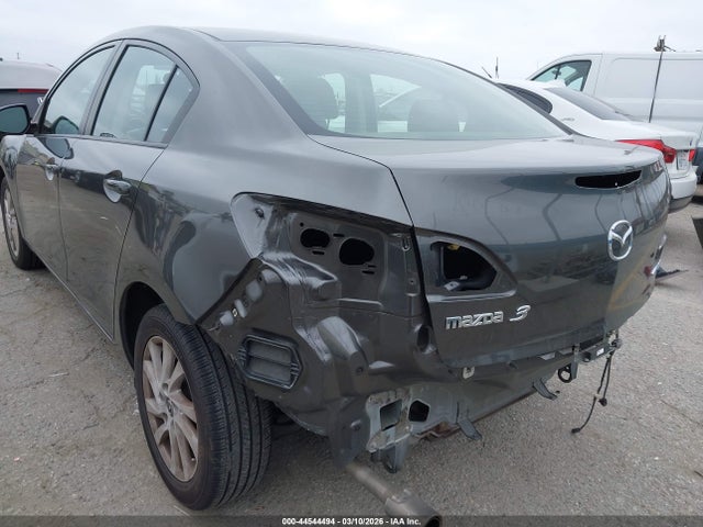 2013 Mazda Mazda3 I Touring მანქანა იყიდება აუქციონზე, vin: JM1BL1VPXD1808996, აუქციონის ნომერი: 44544494
