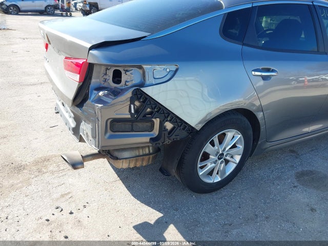 Auction sale of the 2018 Kia Optima Lx, vin: 5XXGT4L34JG180604, lot number: 44544499