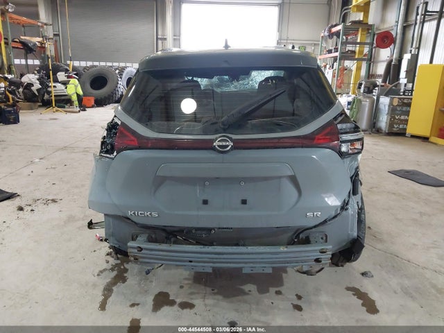 3N1CP5DV1NL501990 Nissan Kicks Sr Xtronic Cvt