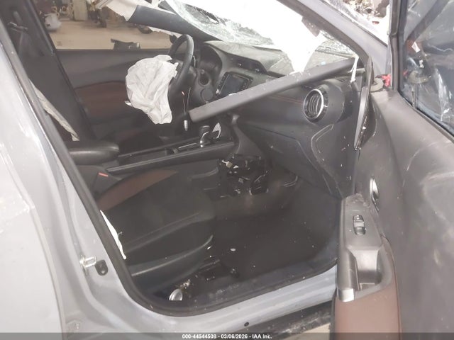 3N1CP5DV1NL501990 Nissan Kicks Sr Xtronic Cvt