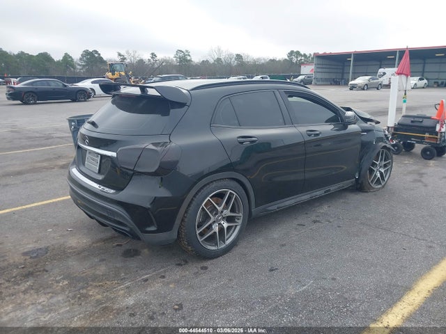 44544510 :رقم المزاد ، WDDTG5CB0FJ046116 vin ، 2015 Mercedes-benz Gla 45 Amg 4matic مزاد بيع