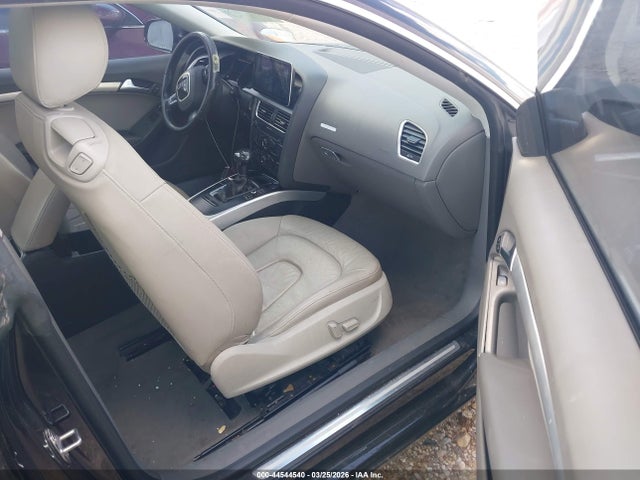 2011 AUDI A5 WAUCFAFR1BA073878 Photo 4