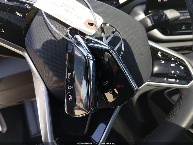 1V2WNPE82PC024827 Volkswagen Id.4 Awd Pro S