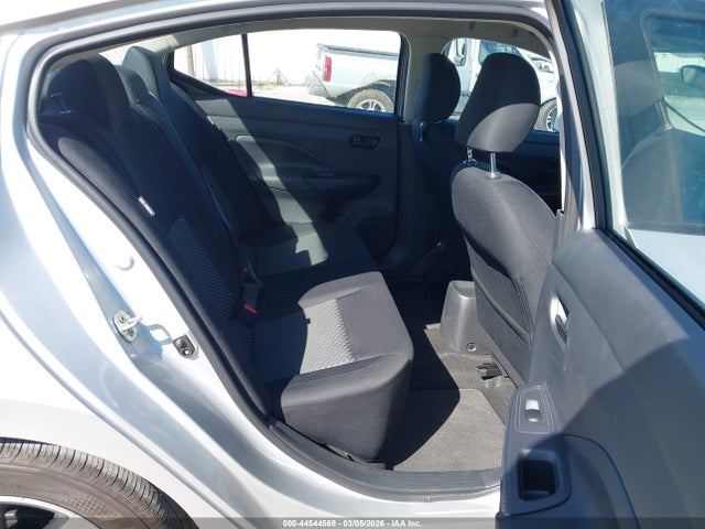Nissan Versa 1.6 S 2024 3N1CN8DV7RL900805 Image 8